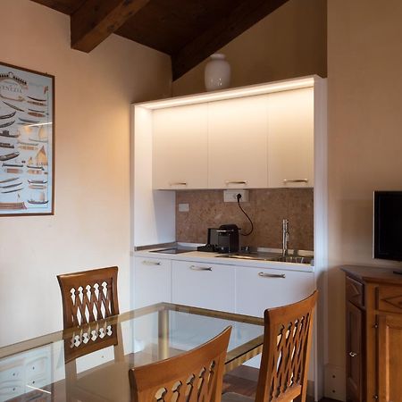 Residenza Grandi Vedute Apartment Venesia Bagian luar foto
