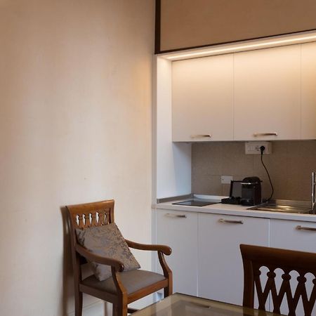 Residenza Grandi Vedute Apartment Venesia Bagian luar foto