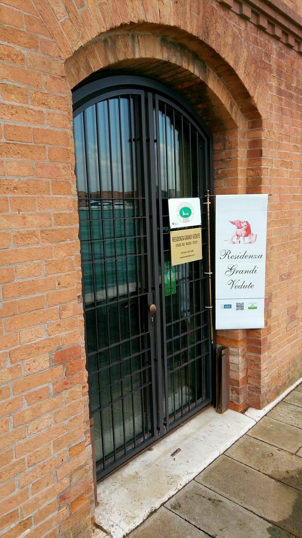 Residenza Grandi Vedute Apartment Venesia Bagian luar foto